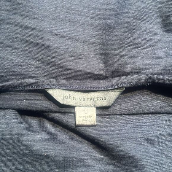 John Varvatos top L (6024A) - Picture 3 of 4